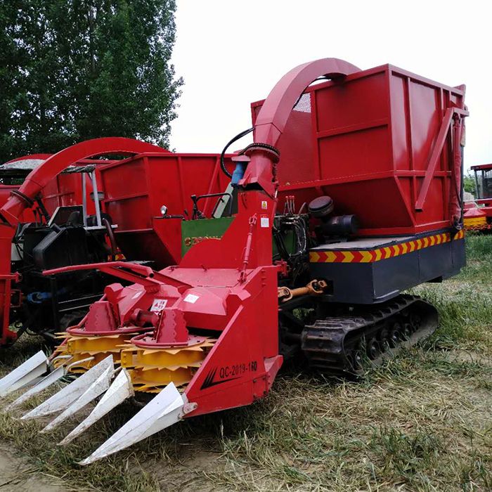 履帶式青儲(chǔ)機(jī)